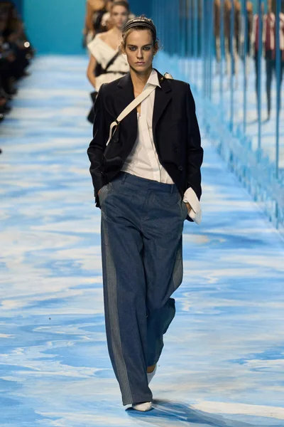 Look 55